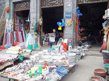 A grocery store, Hancheng